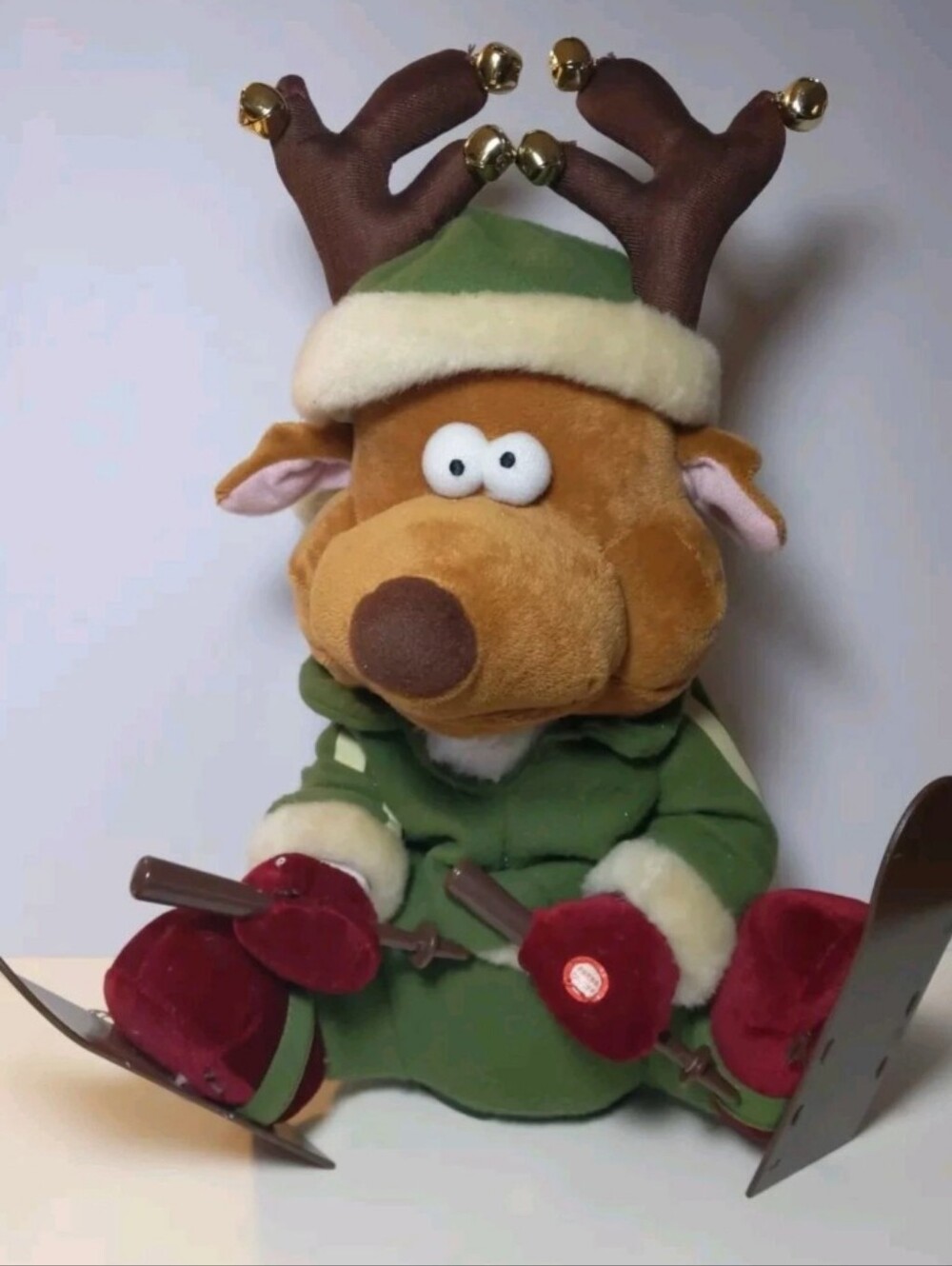 ULTRA RARE Gemmy Singing, Green Skiing Reindeer Christmas. Works White Christmas